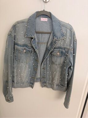 Pink Lily Washed Light Blue Pearl-Accent Denim Jacket